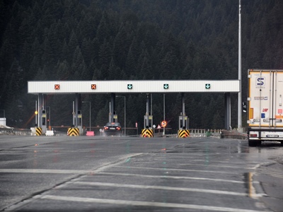 Για ποιους διατηρούνται οι απαλλαγές από...