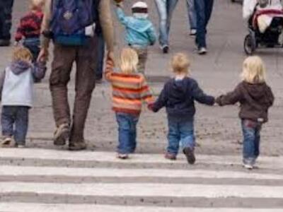 Ποιοι θα πάρουν το οικογενειακό επίδομα;...