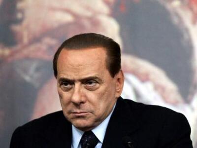 Μπερλουσκόνι: Θα μείνω για πάντα κοντά σας