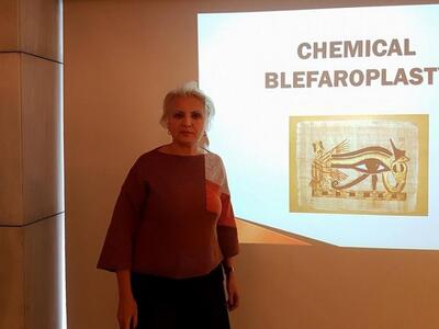 Η Ολγα Λαζάρου κατά τη διάρκεια του εξει...