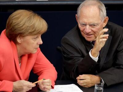 Σόιμπλε σε Μέρκελ: Εγώ μπορώ χωρίς εσένα...