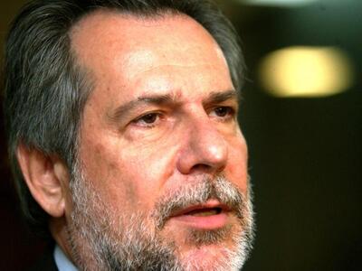 Χρ. Παπουτσής: «Οι πολιτικοί αγώνες δεν ...