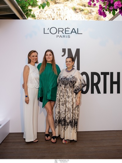 Αλεξία Κορωναίου – εκδότρια Vogue Greece...