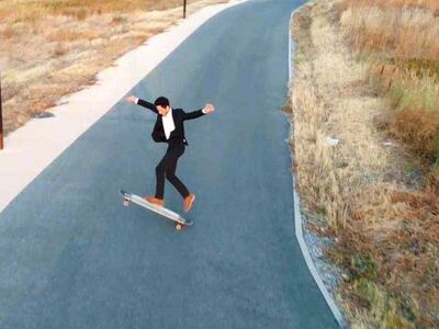 Ποιος είπε ότι το skate και ο χορός με κ...