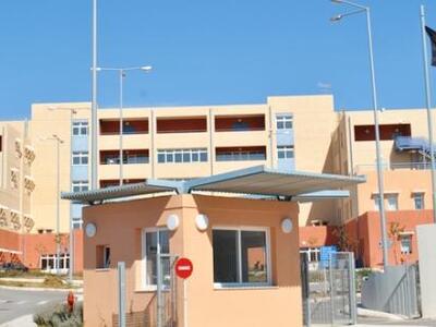 Στο χείλος του γκρεμού βρίσκεται  το Νοσ...