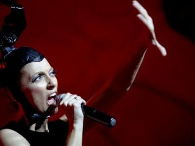 Δείτε τι απαντά η Ματθίλδη στο fan club της Πάολα