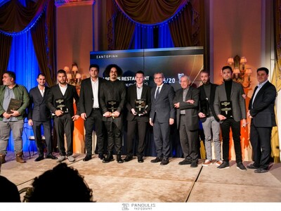 Η Σαντορίνη θριάβευσε γαστρονομικά χάρη ...