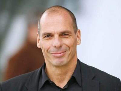 Ο Βαρουφάκης έγινε γκράφιτι και με καρδο...