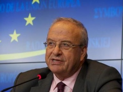 Η διέξοδος για το Κίνημα Αλλαγής