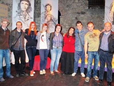 Πάτρα: Ασφυκτικά γεμάτο το θέατρο «Αγορά...