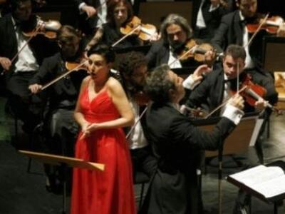 O Τύπος της Αυστραλίας αποθεώνει την ερμ...