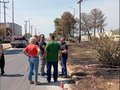 Ο Αλέξης Χαρίτσης στην Αχαΐα και στις πλ...