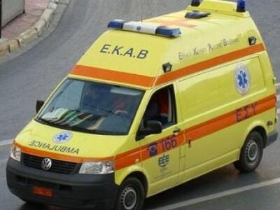 Πάτρα: Δικυκλιστής τραυμάτισε πεζό και τ...