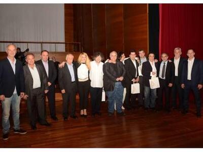 Δείτε κι άλλες ΦΩΤΟ από την ωραία βραδιά...