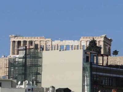 Εν μέσω κορωνοϊού το ξενοδοχείο που κρύβει την Ακρόπολη εντάχθηκε στον αναπτυξιακό νόμο 