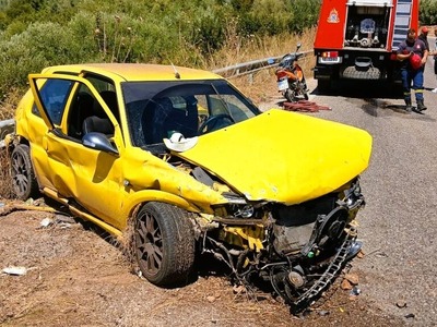 Ιόνια Οδός: Σοβαρό τροχαίο με εκτροπή ΙΧ...