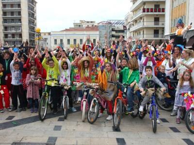 Πάτρα: Καρναβαλουπόλεις και Baby Rally τ...