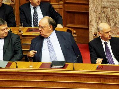 Πρόθυμος διαμεσολαβητής μεταξύ Παπανδρέο...