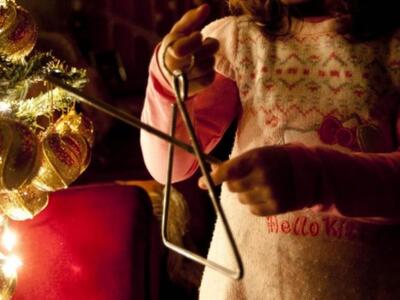 Τα κάλαντα της κρίσης - 20χρονοι αλλα ακ...