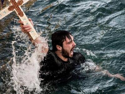 Ο Πατρινός μουσικός Σωτήρης Ντούβας έπια...