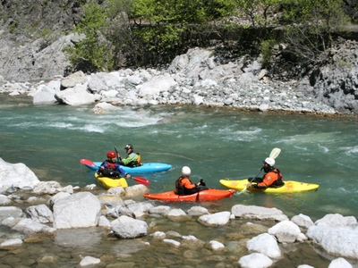 Τρία μετάλλια από τους αθλητές του Ναυτι...
