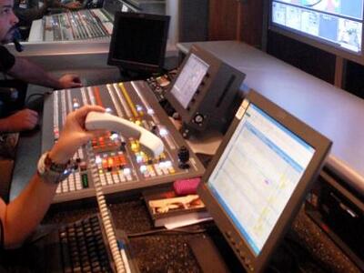 Συμφωνία πολλών αστέρων μεταξύ Audio Vis...