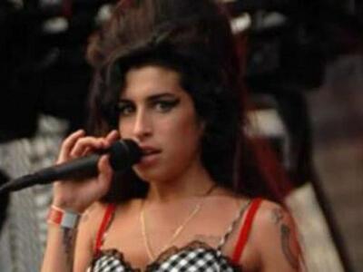 Ακυρώθηκε τελικά η συναυλία της Amy Wine...