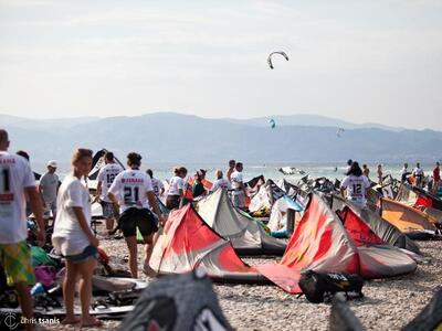 1ο Ανοιχτό Φεστιβάλ kitesurf στο Ρίο – Δείτε φωτό 