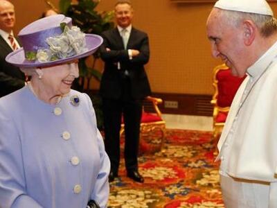 Στο Βατικανό η βασίλισσα Ελισάβετ