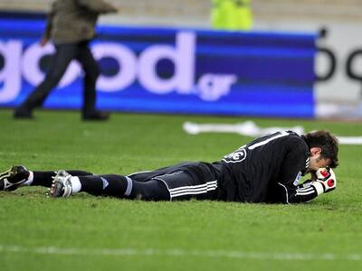 Με τράβηγμα ο Καρνέζης στη φάση του γκολ