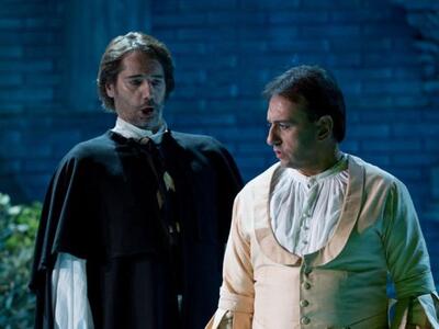 Ο Τάσος Αποστόλου αριστερά (η φωτ. είναι...