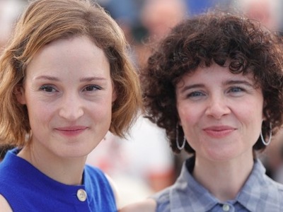 Το «Corsage» για την αυτοκράτειρα Ελισάβ...