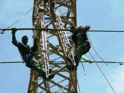 Υπάλληλος της ΔΕΗ έπεσε από ύψος 3 μέτρων!