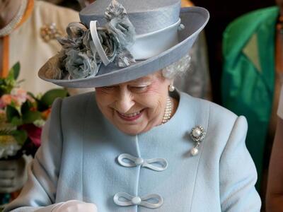 Τα 90 κλείνει την Πέμπτη η Βασίλισσα Ελι...