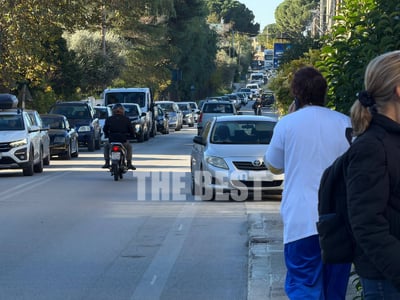 Σε απόγνωση επαγγελματίες και απλοί πολί...