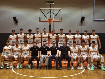 Ο κορωνοϊός κρατάει μακριά από την Ευρωλ...