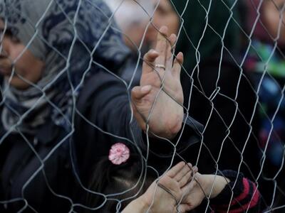 Στοπ για τους δημοσιογράφους και τα τηλε...