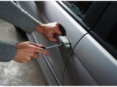 Ηλεία: Βρήκαν τους διαρρήκτες αυτοκινήτω...