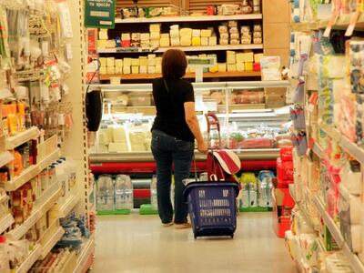 Πάτρα: Με τι γεμίζουν τα ντουλάπια τους ...