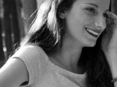 Βασιλική Μουρίκη: Η Πατρινή ερμηνεύτρια ...