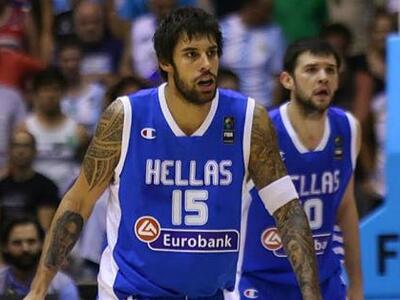 Πρίντεζης: "Αποκλειστήκαμε με πέντε...