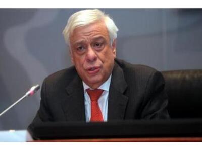 Παυλόπουλος: Δεν πρέπει να αλλάξει ο εκλ...