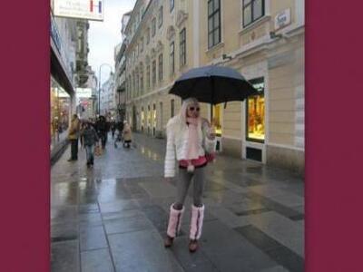 Η Τζούλια Αλεξανδράτου κάνει διακοπές στ...