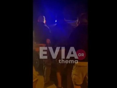 Νεαροί «έπαιζαν» με περιπολικό και το αν...