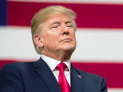 Ο Τραμπ απειλεί να βάλει… λουκέτο στην κ...