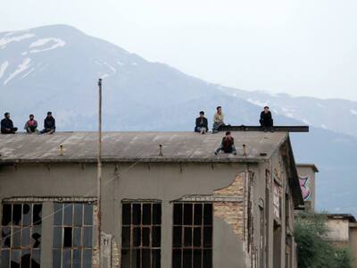 Πάτρα: Στην στέγη του Λαδόπουλου οι μετα...