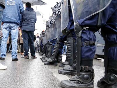 Κόντρα Ν.Δ. - ΣΥΡΙΖΑ και για την Αστυνομία