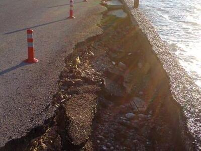 Πάτρα: Κίνδυνος από το τρύπιο οδόστρωμα ...