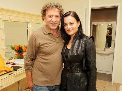 Ο Κώστας Κόκλας με την Καριοφυλλιά Καραμπέτη 