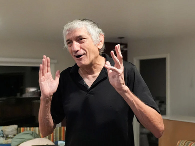 John M. Martinis: Ποιος είναι ο Ελληνοαμ...